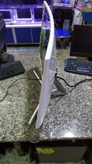 Màn hình Xác 27in cong Samsung chính hãng bị bể màn hình | BigBuy360 - bigbuy360.vn