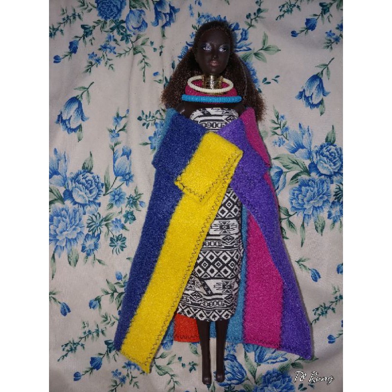 búp bê công chúa nam phi và 1 bé tóc xoăn