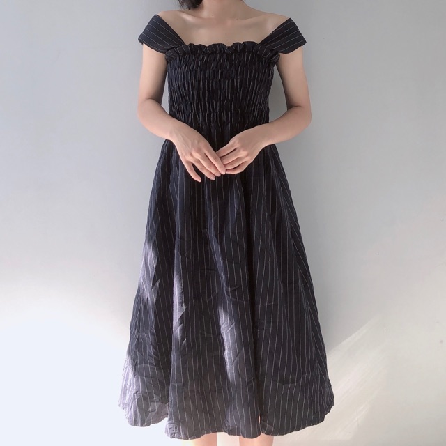 Đầm Hàn Quốc vải cotton xanh navi sọc trắng - mặc đi làm- đi dạo phố đều xinh. Đồ 2nd Hàn Nhật đã giặt thơm tho sạch sẽ