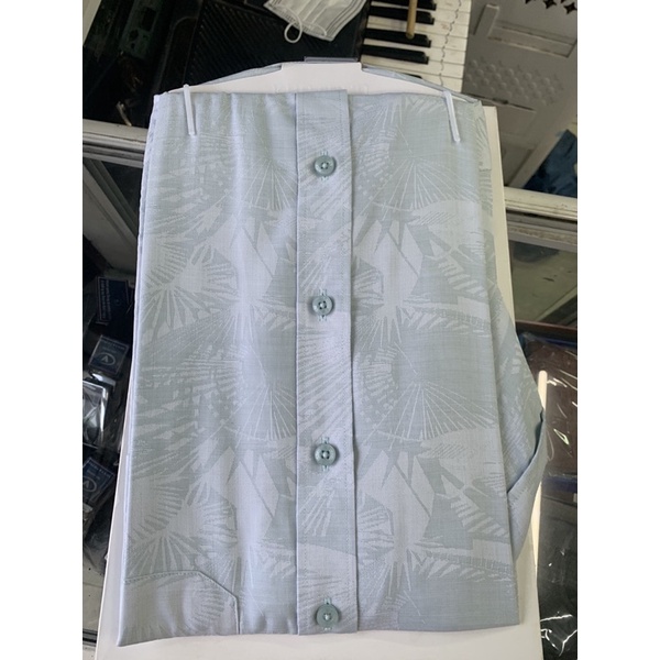 Sơ mi ngắn tay khatoco vặt bằng giá 438k giảm còn 380k