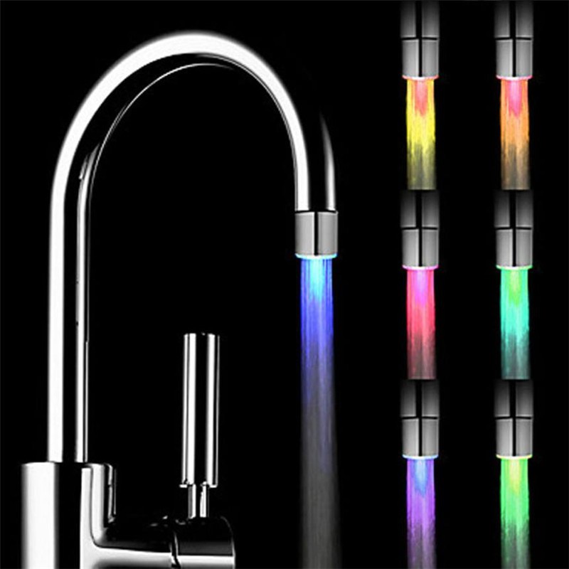 Vòi Hoa Sen Có Đèn LED Thay Đổi 7 Màu Sắc Lãng Mạn