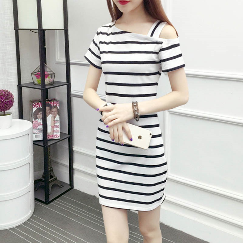 Đầm lệch vai kẻ sọc cho nữ