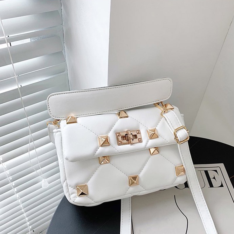 Túi đeo chéo IELGY bề mặt mềm thiết kế đinh tán thời trang cổ điển cho nữ