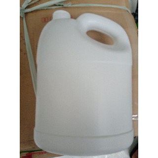 1 cái Can nhựa 3.8 lít. Kiểu dáng giống Dnee. Can nhựa HDPE.