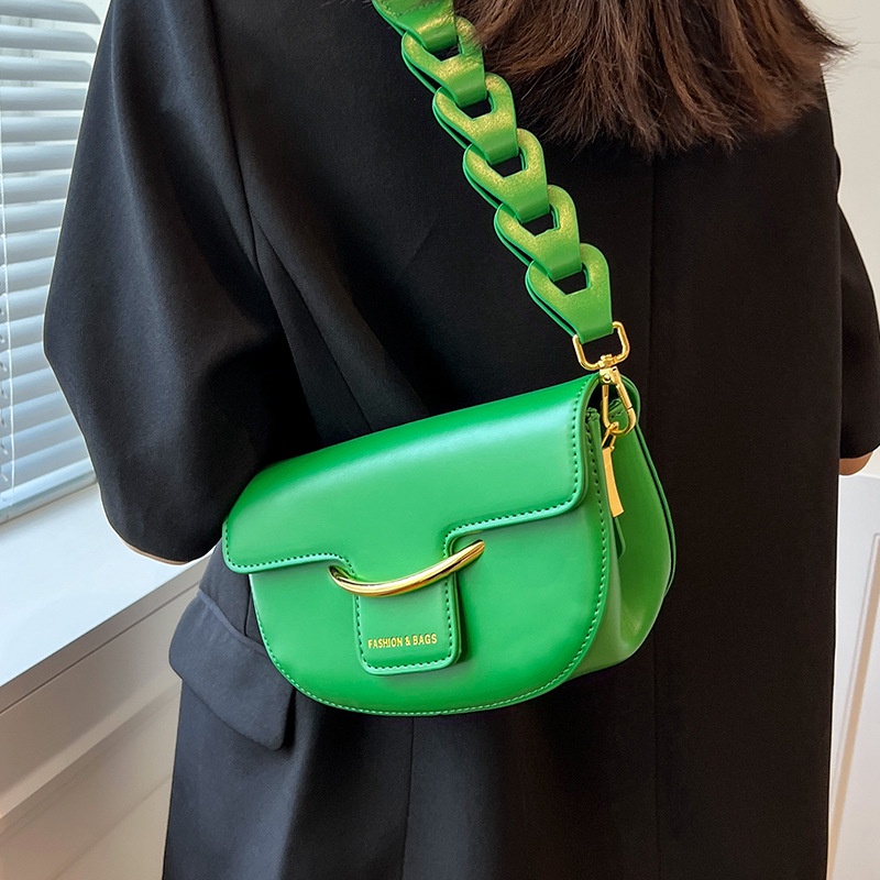 Túi Đeo Vai Thời Trang Dễ Phối Đồ Cho Nữ