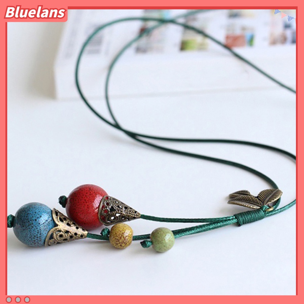 Vòng cổ Mặt Chiếc Lá Đính Hạt Sứ Phong Cách Retro