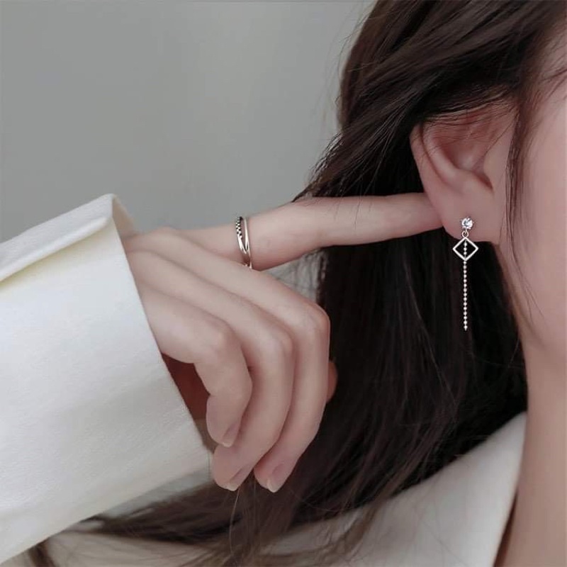 Bông tai hình học dáng dài nhẹ nhàng xinh xắn