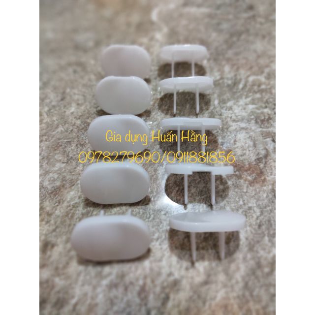 Set 10 nút nhựa bịt ổ điện an toàn cho trẻ nhỏ