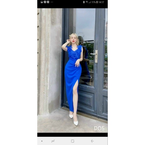 Sale Lớn Cho các Tiểu Thư Mẫu Đầm UMI Có Mút Chẻ Váy Diện Là Đẹp UP