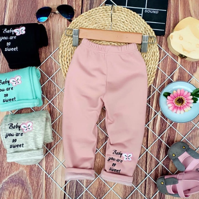 Quần nỉ lót lông bé gái