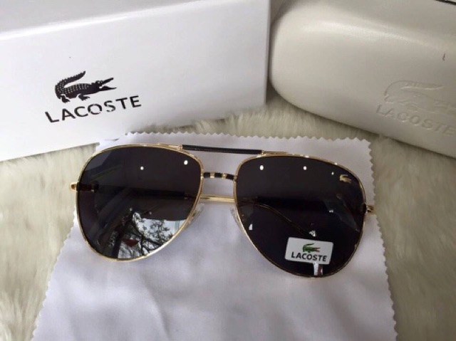 Mắt kính Lacost