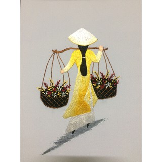 Tranh thêu tay Cô gái gánh hoa đơn CGGH005