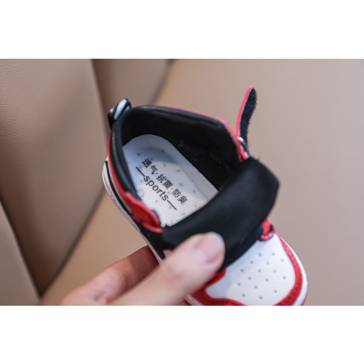 Giầy thể thao trẻ em - Giày bốt cao cổ cho bé trai bé gái siêu nhẹ KIKE quai dán hàng Quảng Châu cao cấp [JK68]