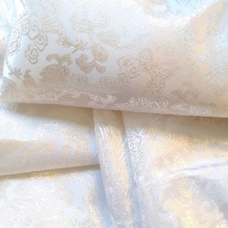 Vải gấm cứng