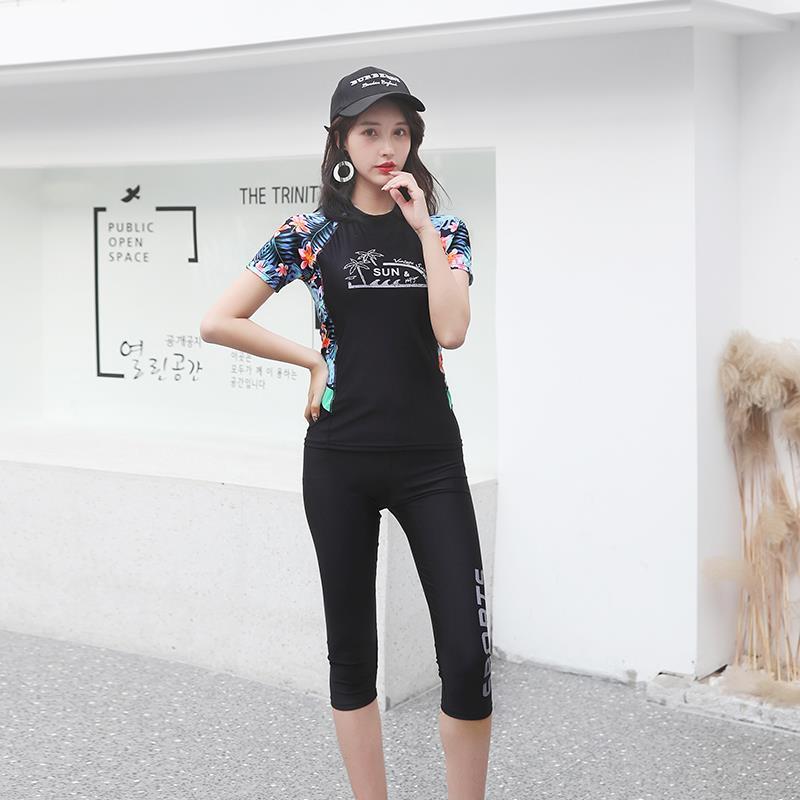 Bộ Đồ Bơi Ba Mảnh Áo Tay Ngắn + Quần Dài Thời Trang Cho Nữ | BigBuy360 - bigbuy360.vn