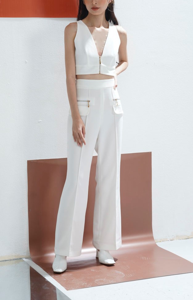 CCHAT Quần ống loe nắp túi khóa C4543 | BigBuy360 - bigbuy360.vn