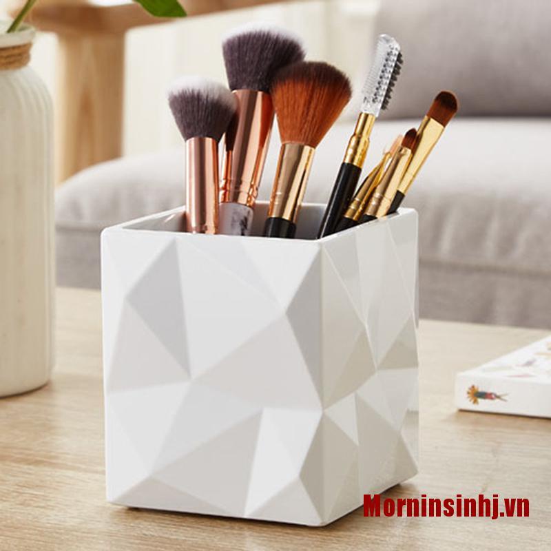 ✨Morninsinhj Home desktop remote control storage box tissue box creative home decoration