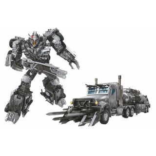 Robot biến hình megatron ss48 - xe trở dầu transformers