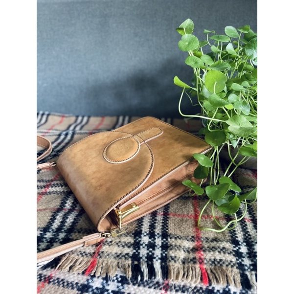 SALE - túi si da mộc cứng phom hộp