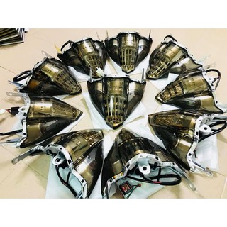 đèn hậu nakasone ex 135