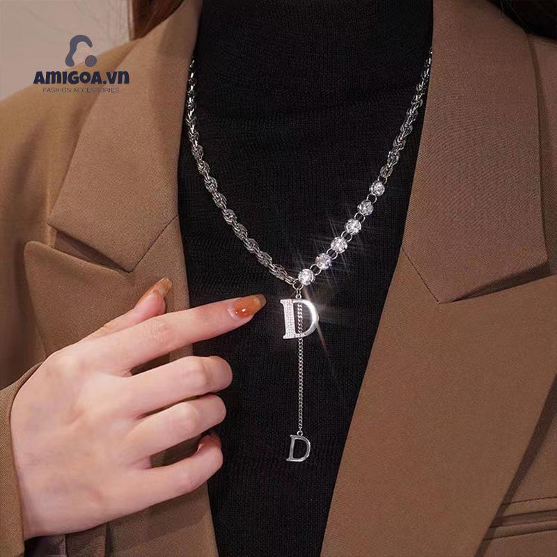 ✨✨Vòng cổ hợp kim mặt hình chữ D phối nhiều màu thời trang