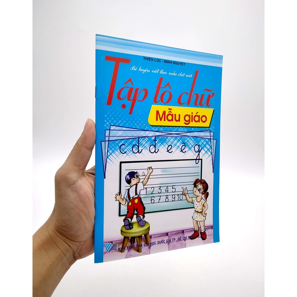 Sách Bé Luyện Viết Theo Mẫu Chữ Mới - Tập Tô Chữ - Mẫu Giáo (Tái Bản)