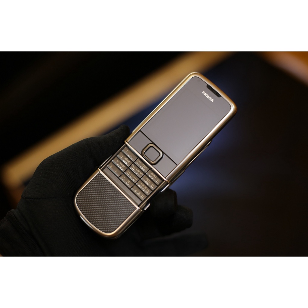 Điện Thoại 8800 Arte Cacbon
