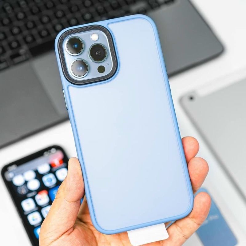 Ốp likgus nhám mờ viền xanh máy cho iPhone 13, 13 Pro, 13 Pro Max chống Vân tay