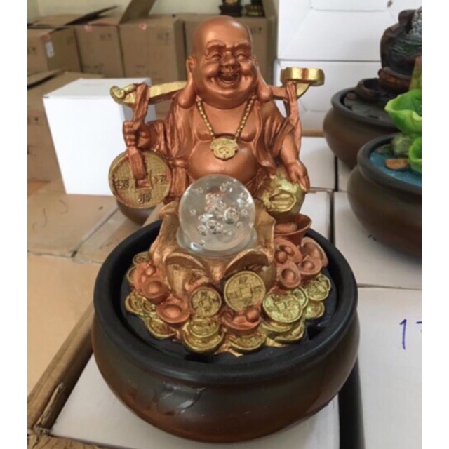 Thác nước phong thủy di lặc