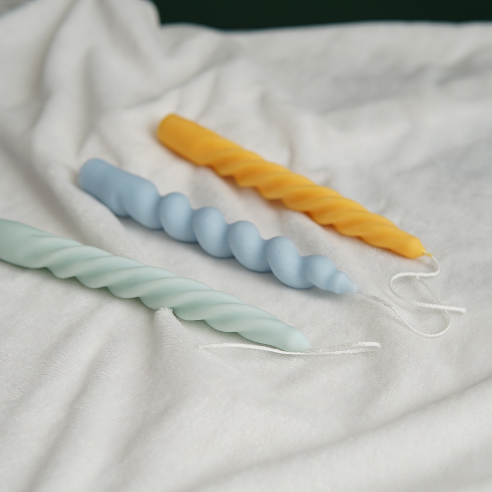 Khuôn Silicone Làm Nến Xoắn 3D DIY Tiện Dụng
