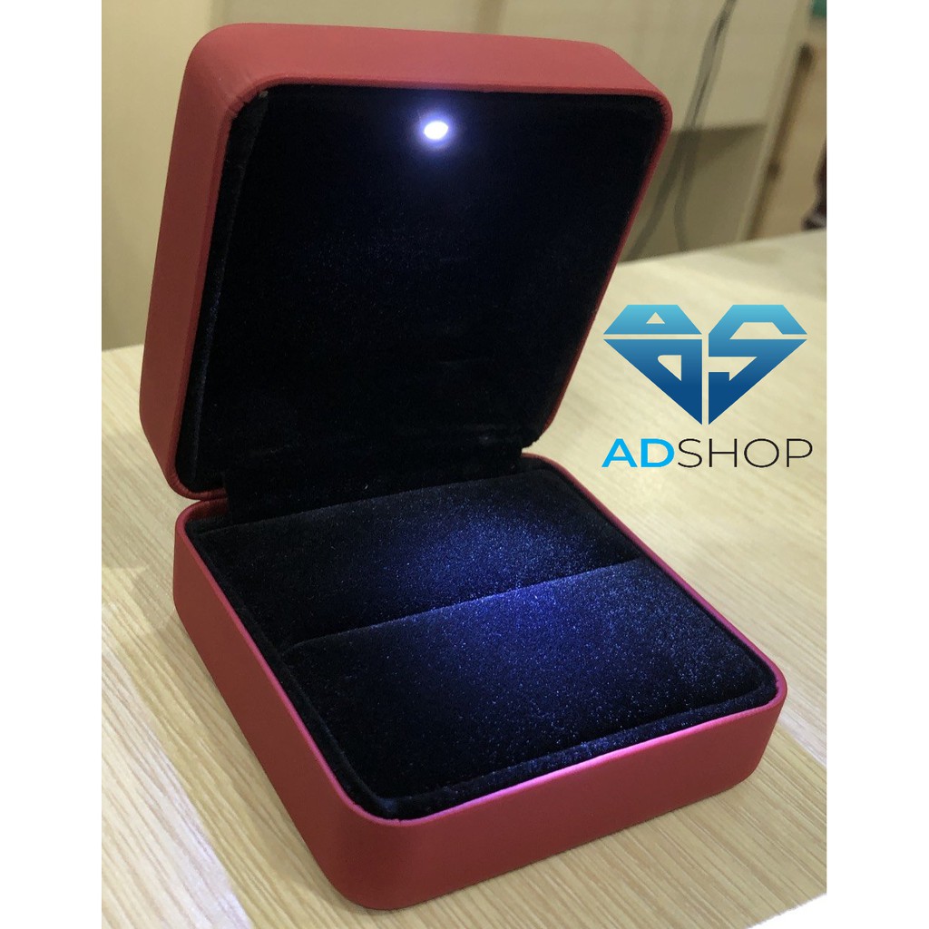 HỘP ĐỰNG NHẪN,BÔNG TAI NỮ TRANG CÓ ĐÈN LED, ĐỰNG NHẪN ĐÍNH HÔN, NHẪN CƯỚI