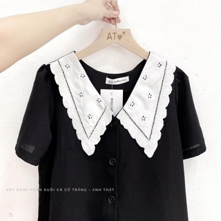 Váy đen xuông cổ trắng dành cho nữ