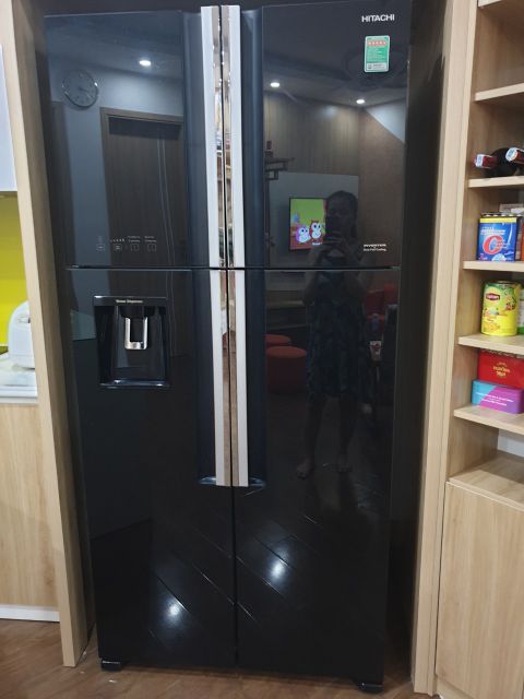 Tủ lạnh Hitachi Inverter 540 lít R-FW690PGV7X GBK  Lấy Nước Ngoài, Làm Đá Tự Động. Miễn Phí vận chuyênt Hà nội