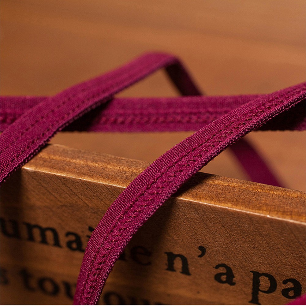 Quần Lót Nữ Lọt Khe Gợi Cảm