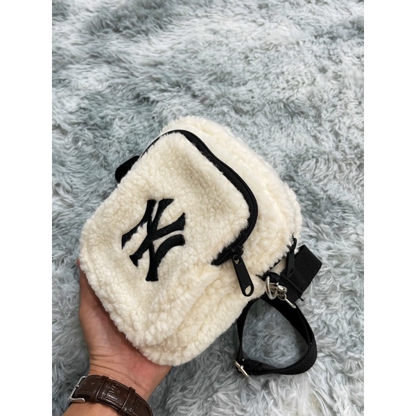 Túi Lông MLB FLEECE MINI CROSS BODY BAG full tagcode