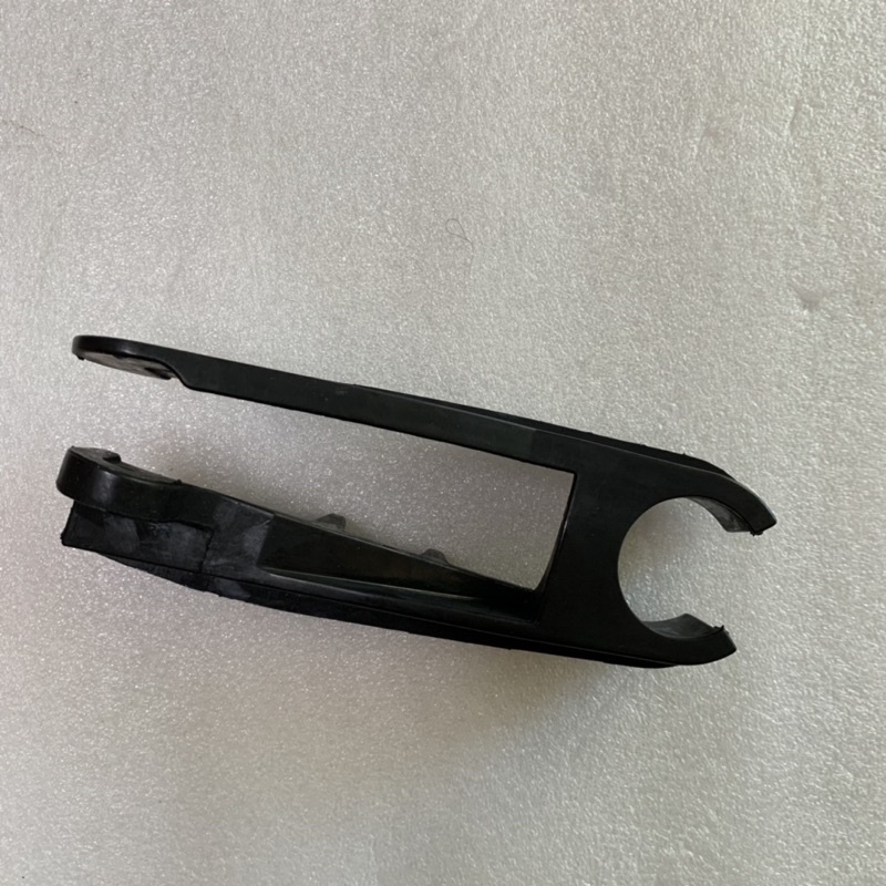 Đệm xích Benelli BN302 TRK502