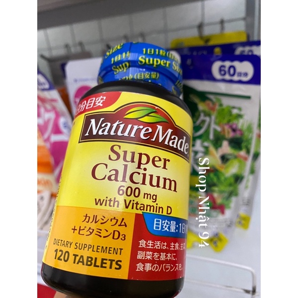 Hộp đựng viên uống super calcium with Vitamin D của Nhật