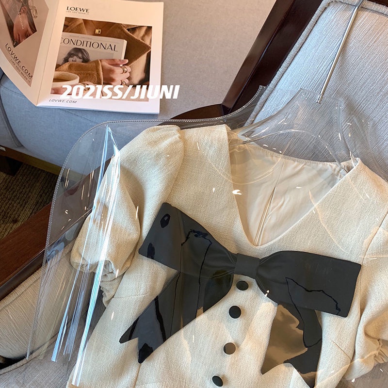 Bộ áo đính nơ + chân váy ngắn thời trang xuân hè 2022 cho nữ có bán lẻ