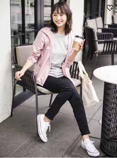 Áo gió nữ uniqlo