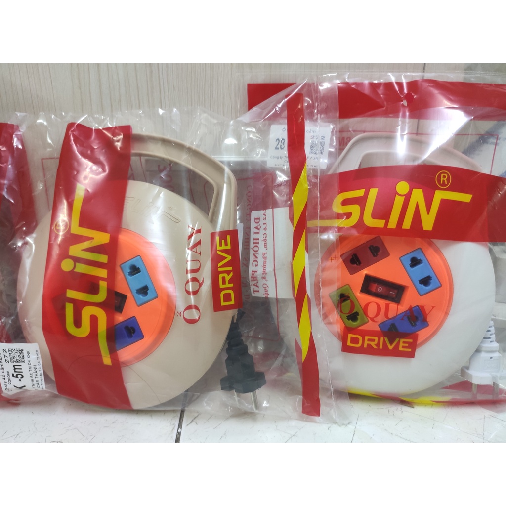 Ổ cắm điện tròn hiệu Slin 4 lỗ dây dài 5M