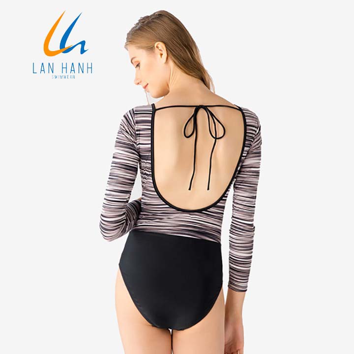 Đồ bơi một mảnh tay dài kèm váy rời Lan Hạnh 10417-DE201