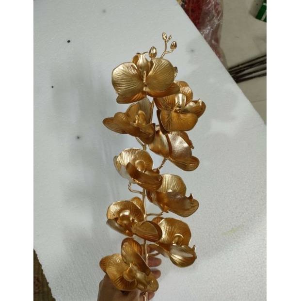 Cành đào đông 12 nhánh. Đài sen, lan hồ điệp, tú cầu. rẻ quạt, lá táo , cành tim , đồng xu phủ màu vàng chuẩn hàng Trung