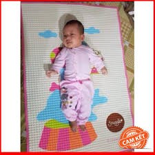 Chiếu cao su hơi đệm nước cho bé tiện dụng