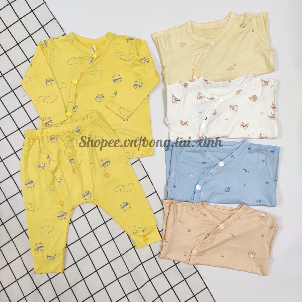 XẢ HÀNG - BỘ QUẦN ÁO SƠ SINH CÀI NÚT CHÉO IN HÌNH CỰC YÊU CHO BÉ