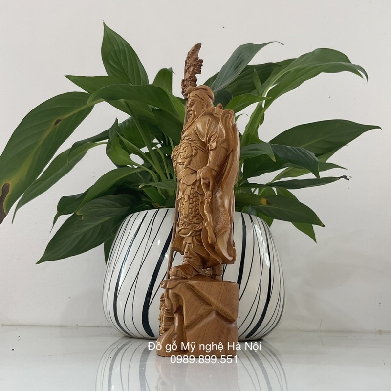 Tượng quan công bằng gỗ thơm cao 20 cm