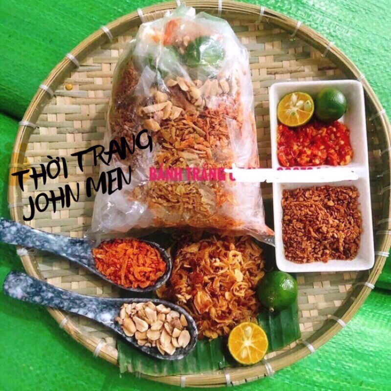 BÁNH TRÁNG TRỘN THẬP CẨM VỊ BÒ KHÔ KÈM NƯỚC SỐT KÈM QUẤT ĂN LIỀN | BigBuy360 - bigbuy360.vn