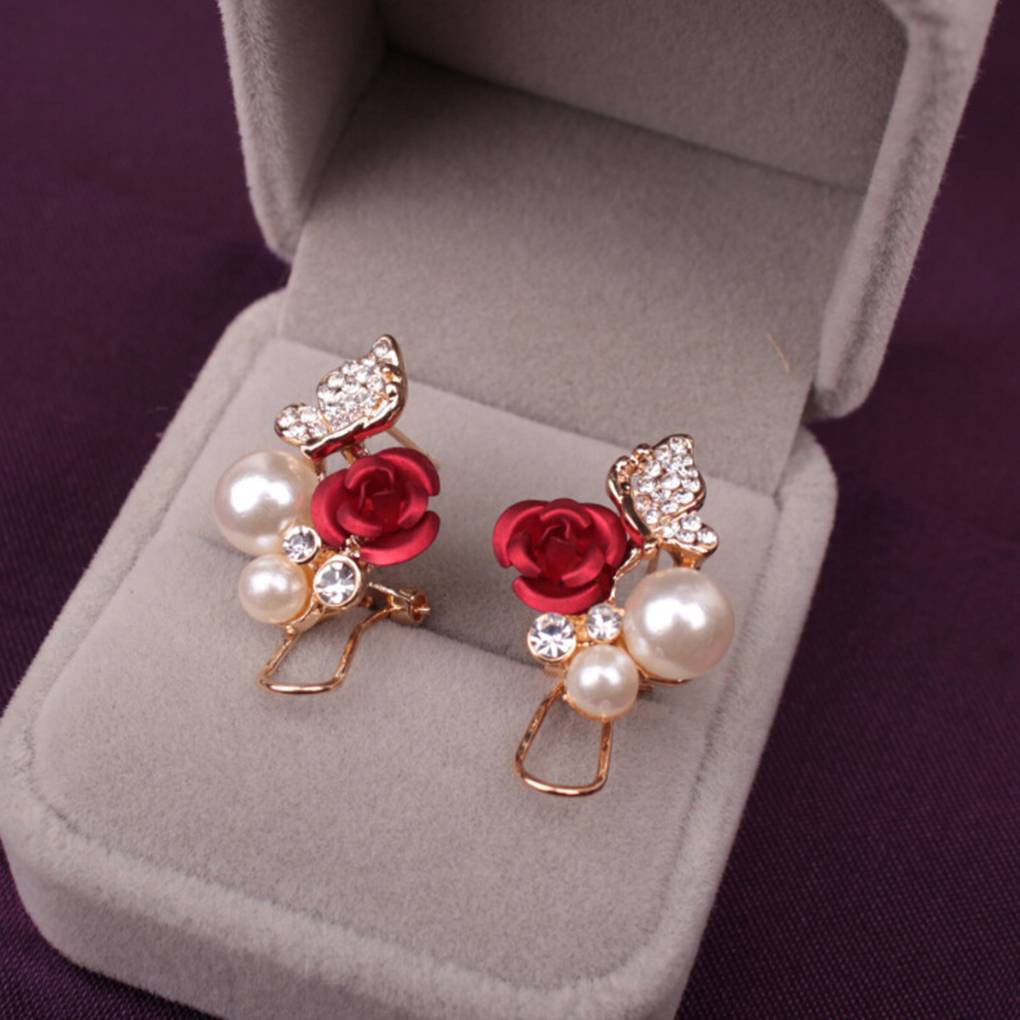 Khuyên Tai Hoa Hồng Đính Đá Và Ngọc Trai Xinh Xắn