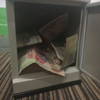 Tủ đựng tiền mini