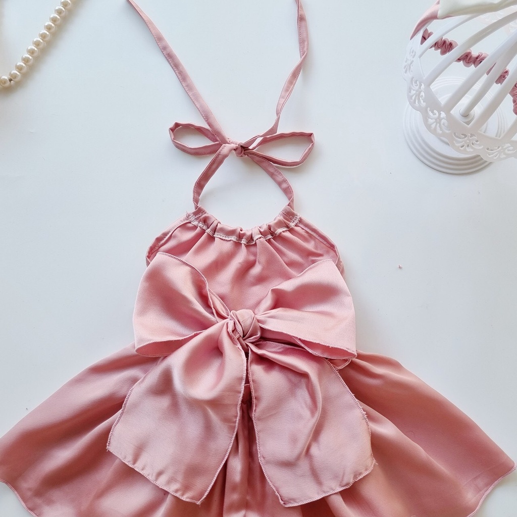Yếm lụa cột dây cách điệu cao cấp cho bé gái từ 4-18kg diện ở nhà đi chơi đều xinh