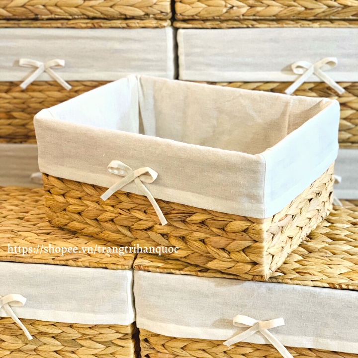 Hộp đựng đồ bằng lục bình đan tay xinh xắn size nhỏ 33x22x16cm